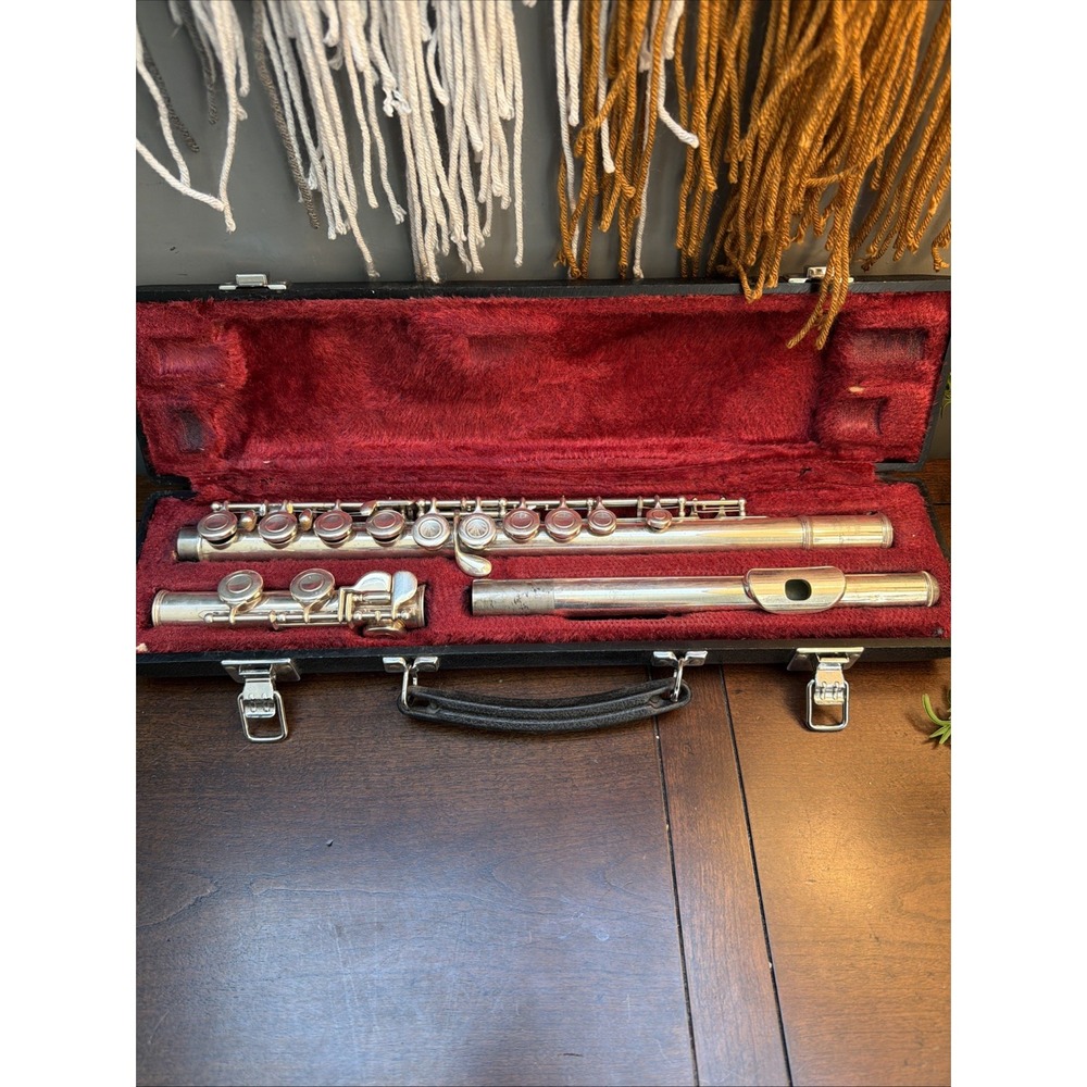 Yamaha YFL-225S Student Flute with Hard Case Made in Japan